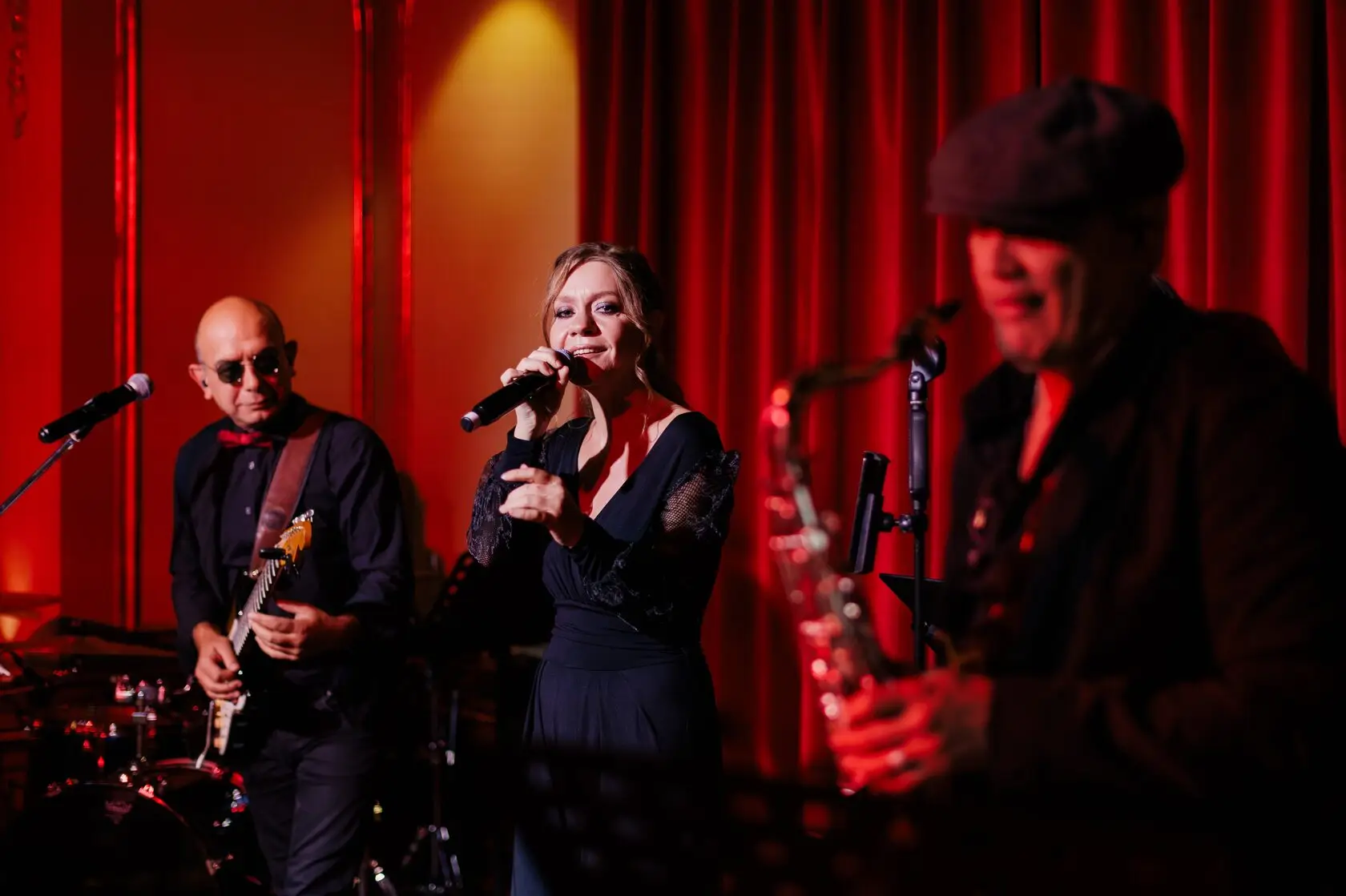 Sade Tribute в SAVOY